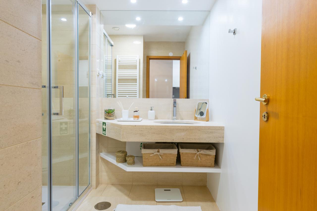 Merc Porto Cedofeita Place Екстериор снимка